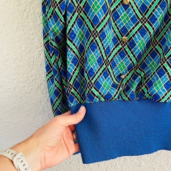 Vintage plaid gold button long sleeve blouse - Picture 9 of 13
